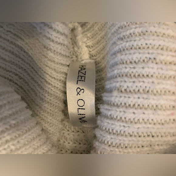 Hazel & Olive Turtle Neck Balloon Sleeves White Stretchy Sweater Women’s Large - Picture 5 of 6